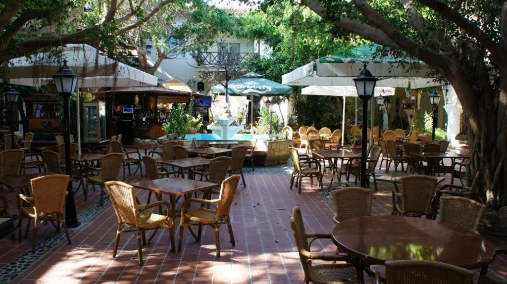 Limnaria Westpark 119 Paphos Exterior foto